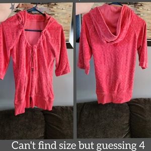 Lululemon hooded shirt, size small, HARD TO FIND!!